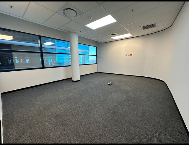 492M² OFFICE TO LET IN SANDTON CENTRAL